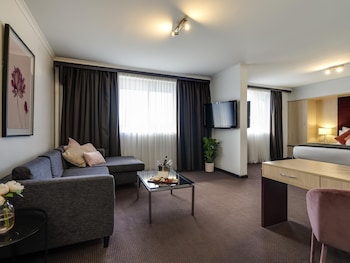 Deluxe Suite, 1 King Bed