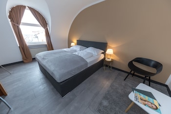 Double Room, 1 Double Bed