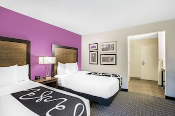 Room, 2 Double Beds, Accessible, Non Smoking (Mobility/Hearing Impaired Accessible)