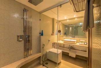 Hazel Suite