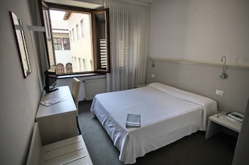 Classic Single Room, 1 Large Twin Bed
