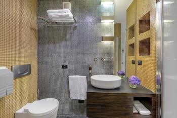 Deluxe Double Room, Courtyard View