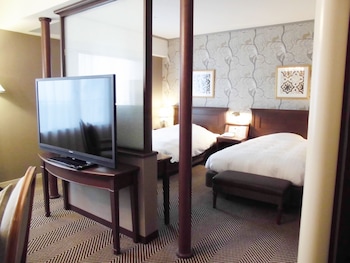 Junior Room (Suite)