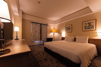 Double Room (Symphony)