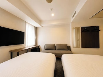 Standard Twin Room, Smoking