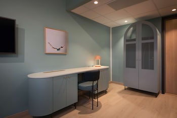 Room, 1 King Bed