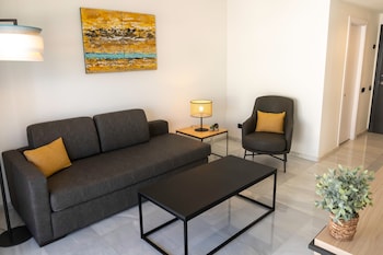 Suite, Sea View