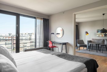Deluxe Room, 1 King Bed, Non Smoking