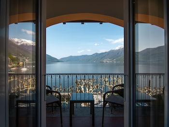 Exclusive Double or Twin Room, 1 Bedroom, Balcony, Lake View