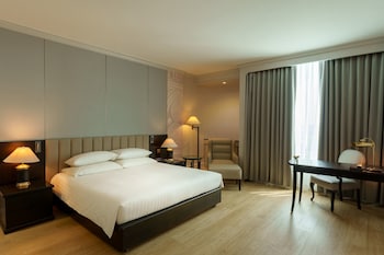 Premier Junior Room