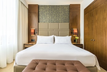 Suite (View, Extra Bed 2 adults + 1 child)