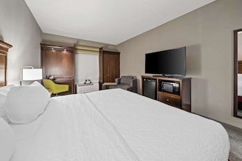 One king bed ns
