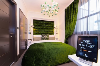 Standard Double Room, 1 Queen Bed