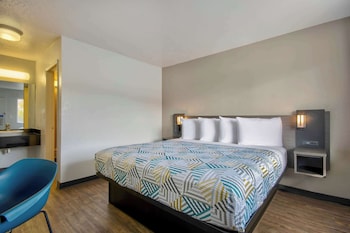 Standard Room, 1 King Bed, Non Smoking