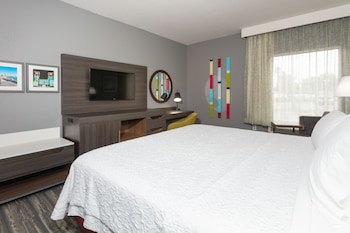 Studio, 1 King Bed, Non Smoking