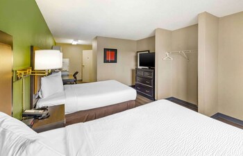 Room, 2 Double Beds, Non Smoking, Kitchen