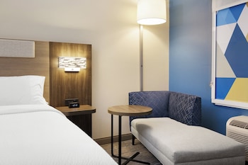 Standard Room, 1 King Bed, Accessible (Communications, Extra Floor Space)