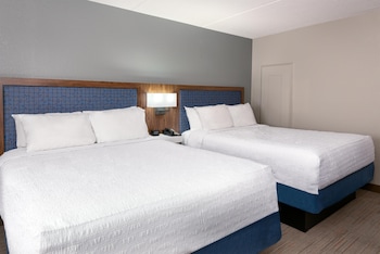 Room, 2 Queen Beds, Non Smoking