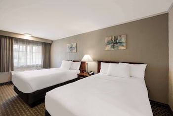 Standard Room, 2 Double Beds, Non Smoking, Refrigerator