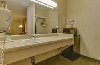 Standard Room, 1 King Bed