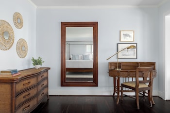 Studio Suite, 1 King Bed