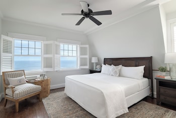 Room, 1 King Bed (Oceanfront)