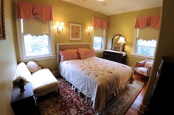 Classic Room, 1 Queen Bed