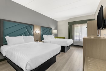 Standard Room, 2 Queen Beds, Non Smoking, Microwave