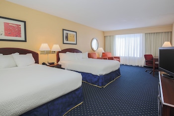Room, 2 Queen Beds, Balcony