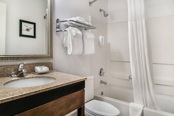 Studio Suite, 1 King Bed, Non Smoking