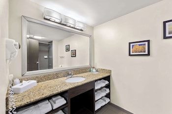Suite, Multiple Beds, Non Smoking