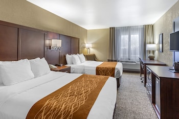Standard Room, 2 Queen Beds, Non Smoking