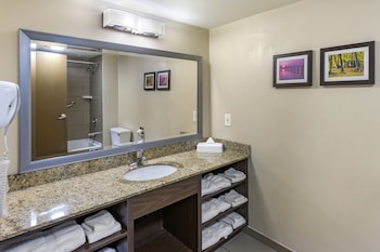 Suite, Multiple Beds, Non Smoking