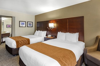 Standard Room, 2 Queen Beds, Non Smoking