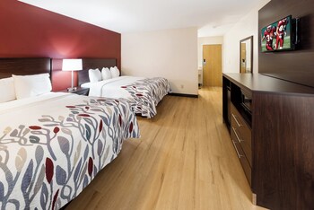Deluxe Room, 2 Queen Beds, Non Smoking