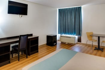 Standard Room, 1 Queen Bed, Non Smoking