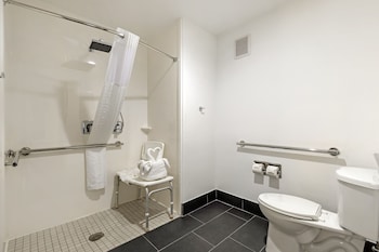Room, 1 Queen Bed, Accessible, Non Smoking (Mobility, Hearing)