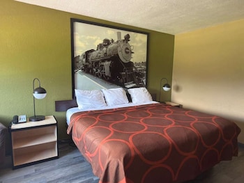 Standard Room, 1 King Bed, Non Smoking