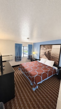 Standard Room, 1 King Bed