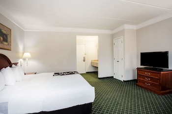 Deluxe Room, 1 King Bed, Non Smoking