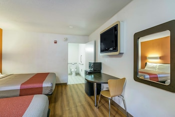 Standard Room, 2 Queen Beds, Non Smoking