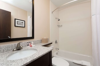 Room, 2 Queen Beds, Non Smoking, Ground Floor (First Floor)
