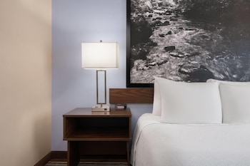 Room, 1 Queen Bed, Accessible, Non Smoking (First Floor)