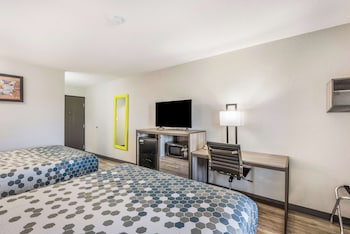 Suite, Multiple Beds