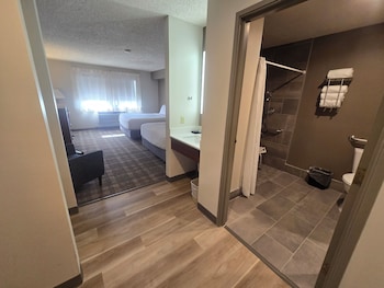 Standard Room, 2 Queen Beds, Accessible, Non Smoking