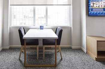 Suite, Kitchenette