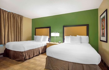 Deluxe Studio, Multiple Beds, Non Smoking
