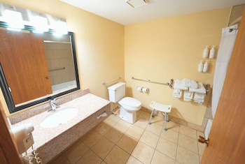 Standard Room, 1 Queen Bed, Accessible