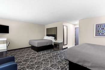 Standard Room, Multiple Beds, Non Smoking