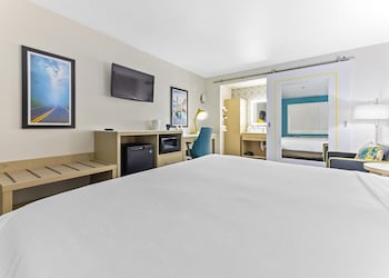 Room, 1 King Bed, Accessible, Non Smoking